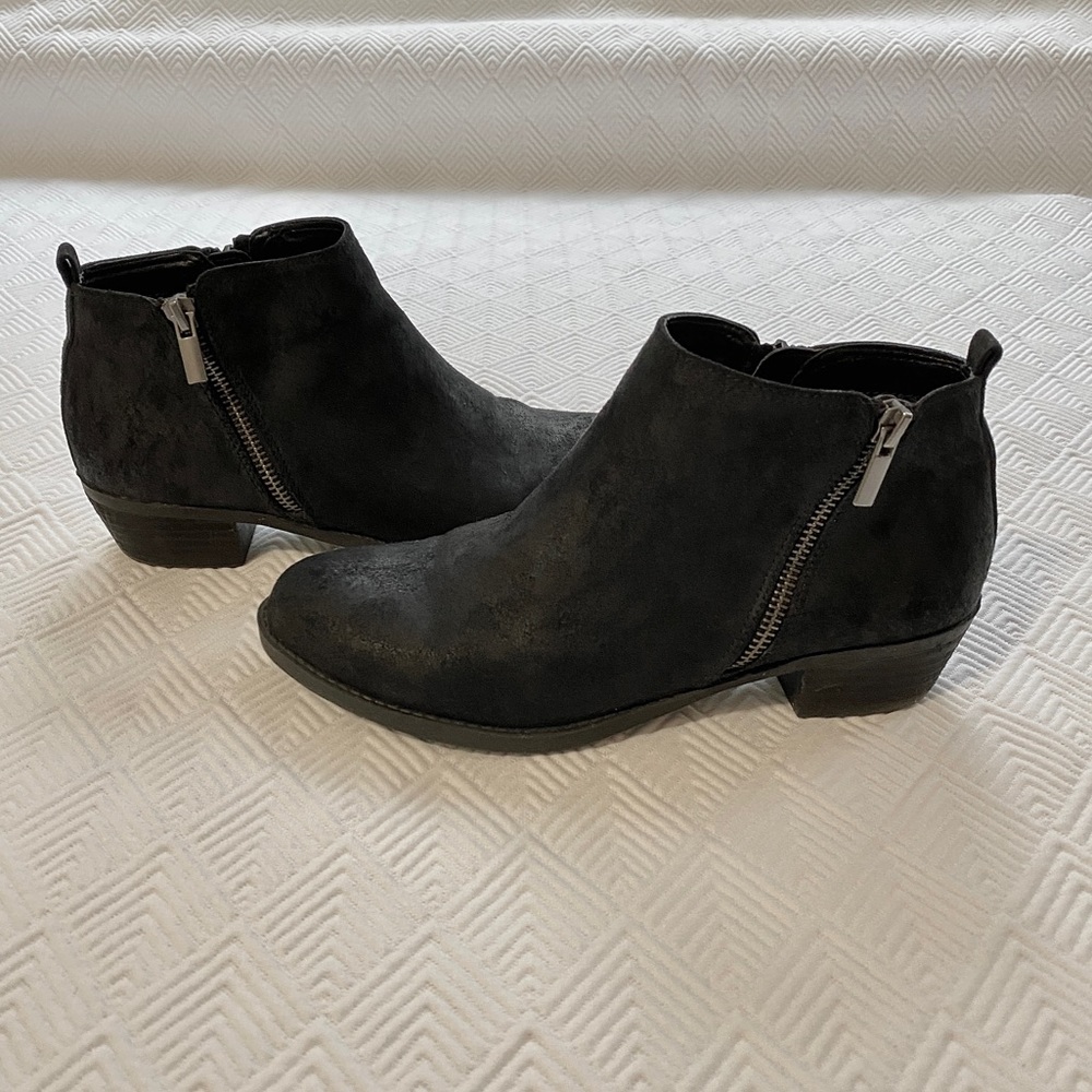 Carlos Women’s Boots, Size 8